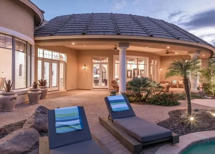 Pickleballtheatergymheated Poolestate Villa *